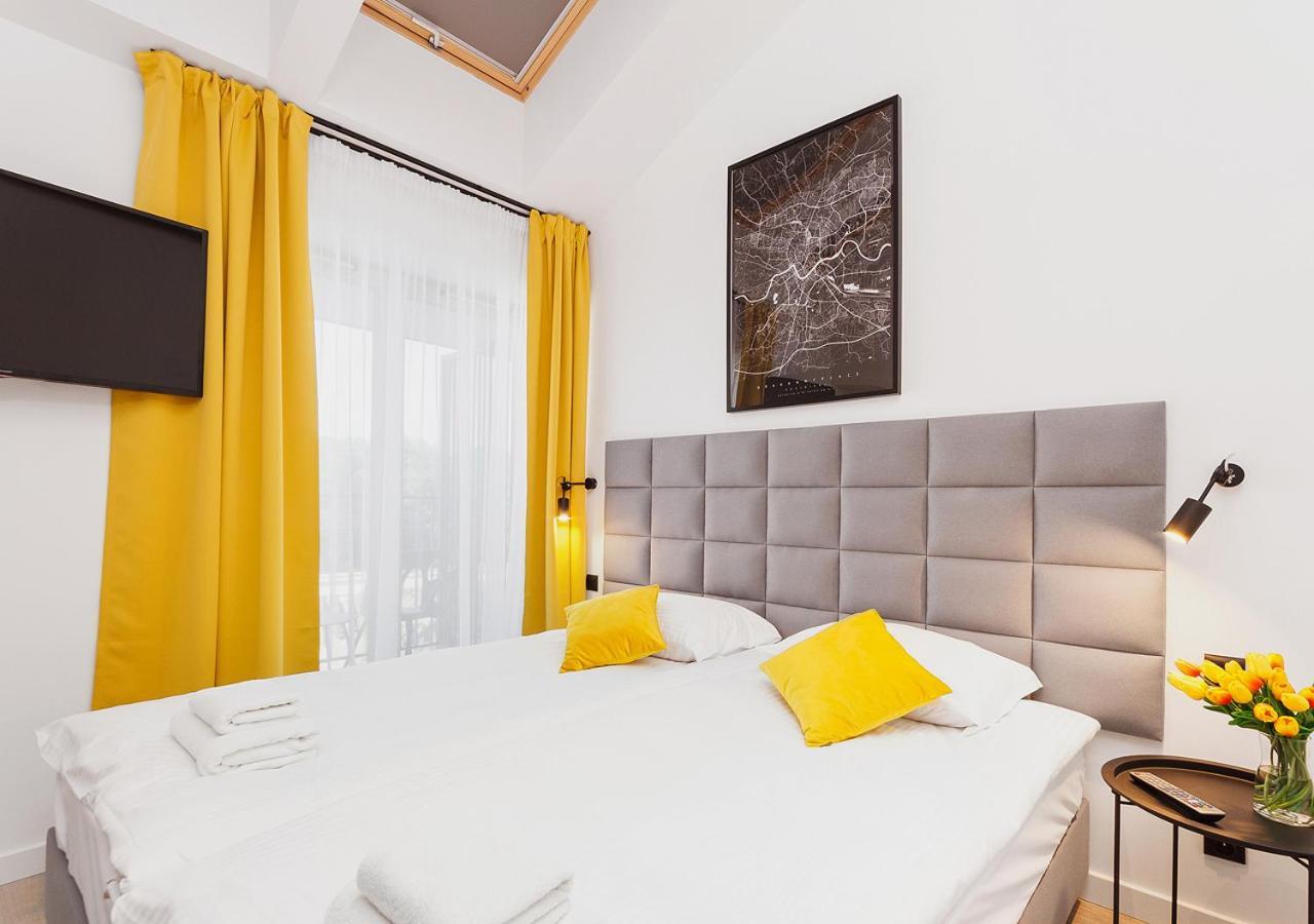 Aaron Aparthotel Cracovia Esterno foto
