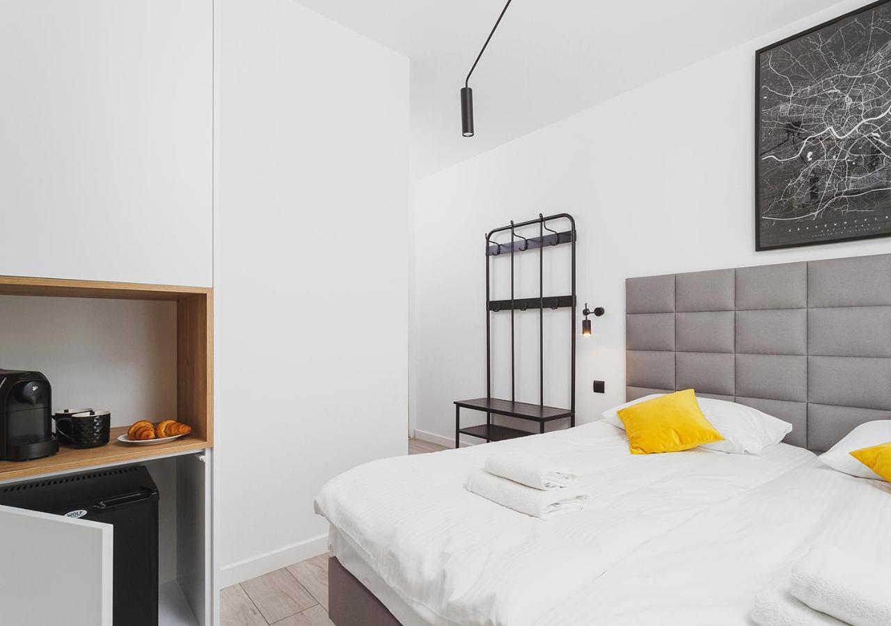 Aaron Aparthotel Cracovia Esterno foto