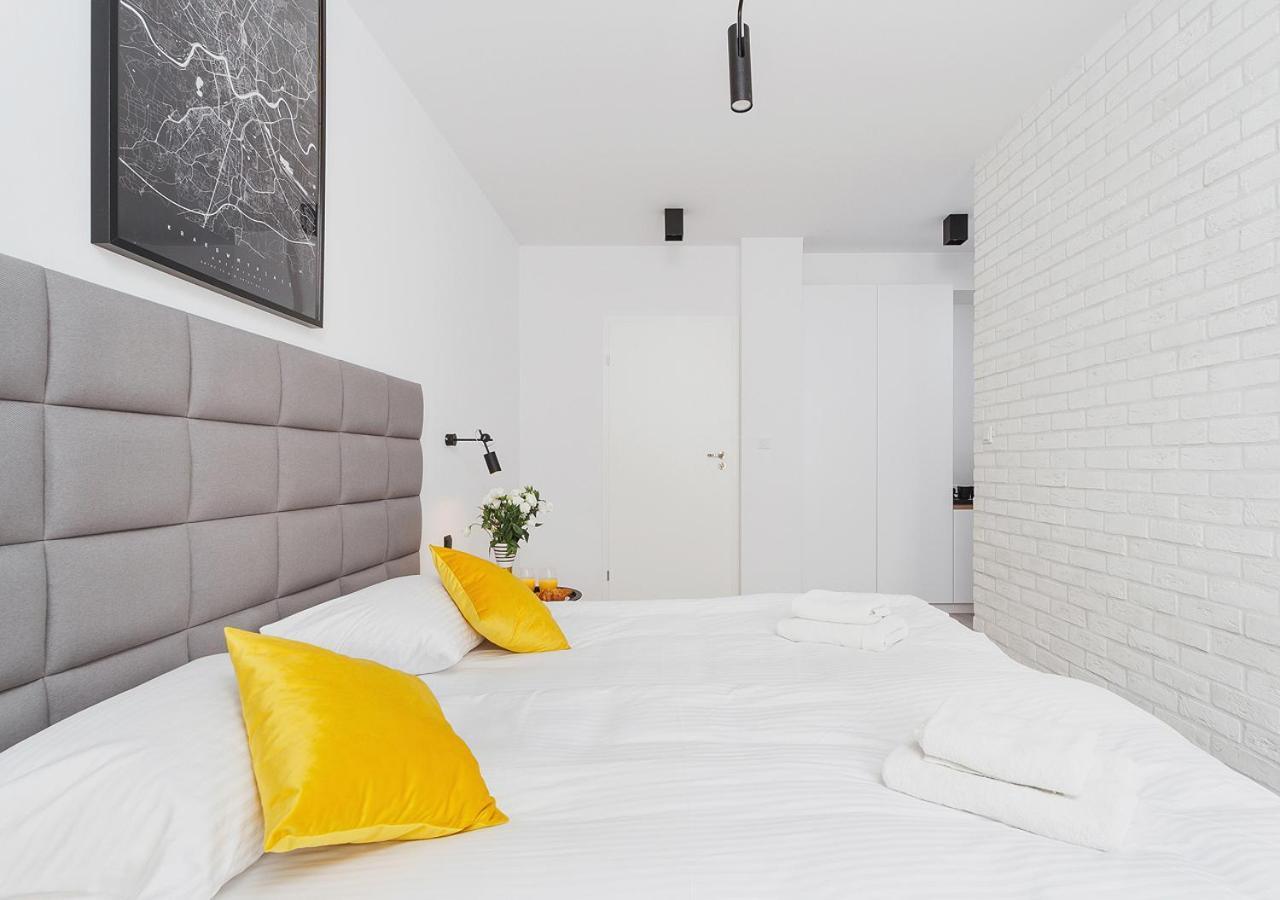 Aaron Aparthotel Cracovia Esterno foto
