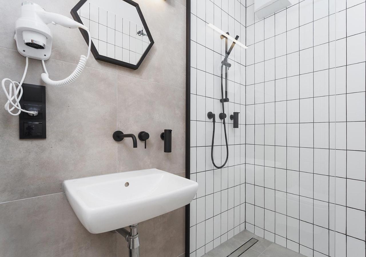 Aaron Aparthotel Cracovia Esterno foto